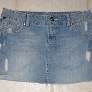 VANITY JUNIOR'S SIZE 7 BLUE DENIM SKIRT SHORT MINI DISTRESSED COASTAL COWGIRL